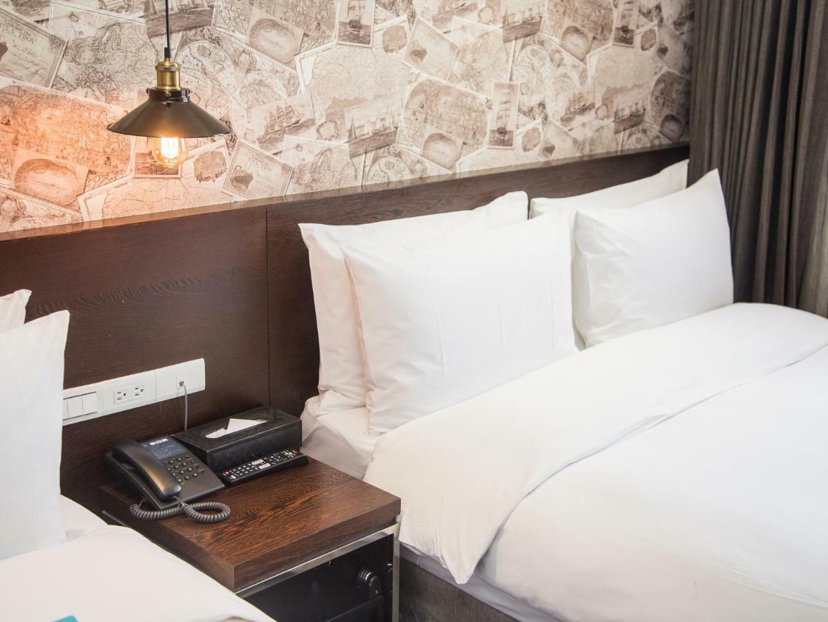 Khan Hotel Kaohsiung Buitenkant foto